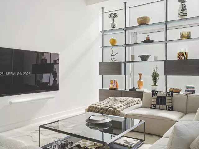 2-bedroom condo for rent in Miami Beach - 4701 N Meridian Ave 208 - MondialRealty