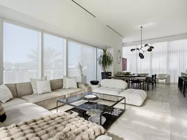2-bedroom condo for rent in Miami Beach - 4701 N Meridian Ave 208 - MondialRealty