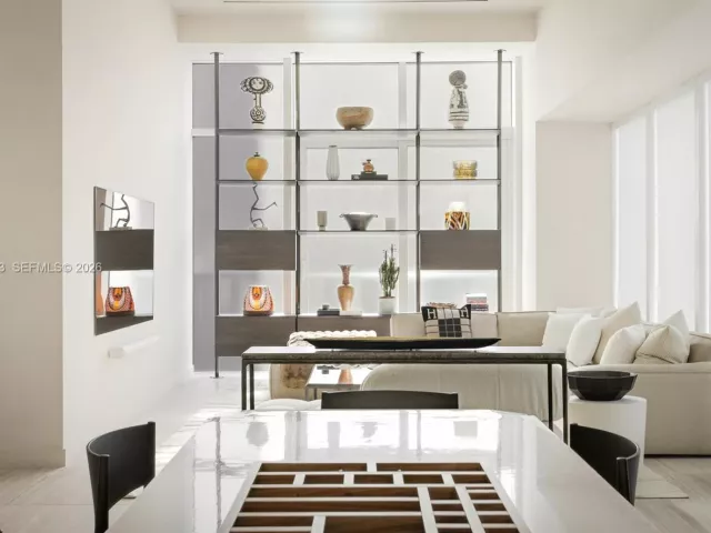 2-bedroom condo for rent in Miami Beach - 4701 N Meridian Ave 208 - MondialRealty