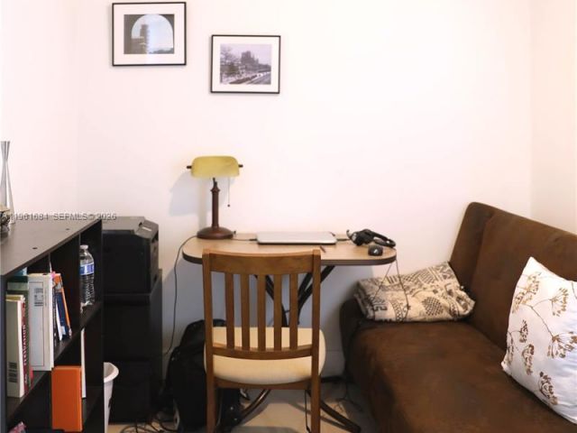 Apartment for rent  Unit #1423 - photo 7502108