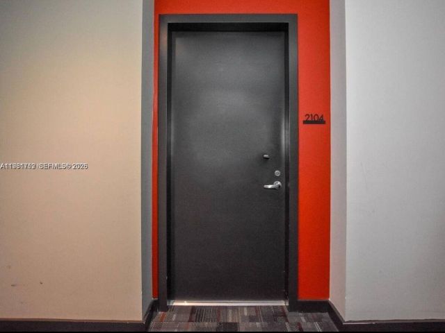 1-bedroom condo for rent in Miami - 151 SE 1st St 2104 - MondialRealty