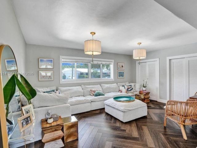 Home for rent at 2080 NE 65th St - photo 7531573