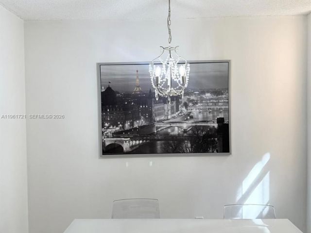 1-bedroom condo for rent in Aventura - 19501 E Country Club Dr 9104 - MondialRealty