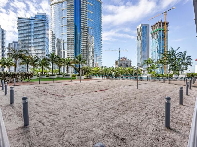 Apartment for sale  Unit #2009 - photo 7402880