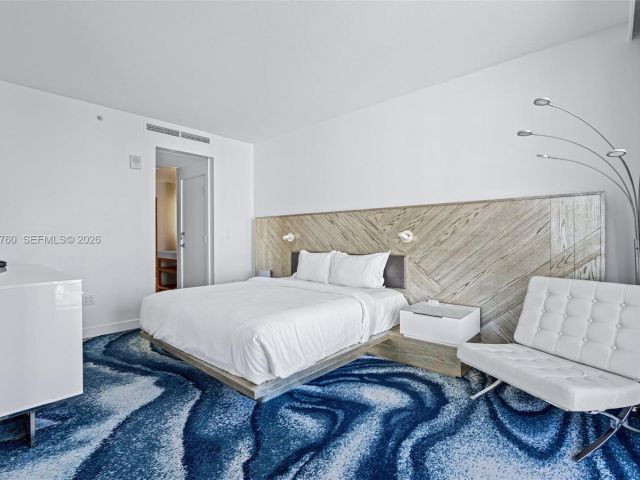 Apartment for sale  Unit #1804 - photo 7411996