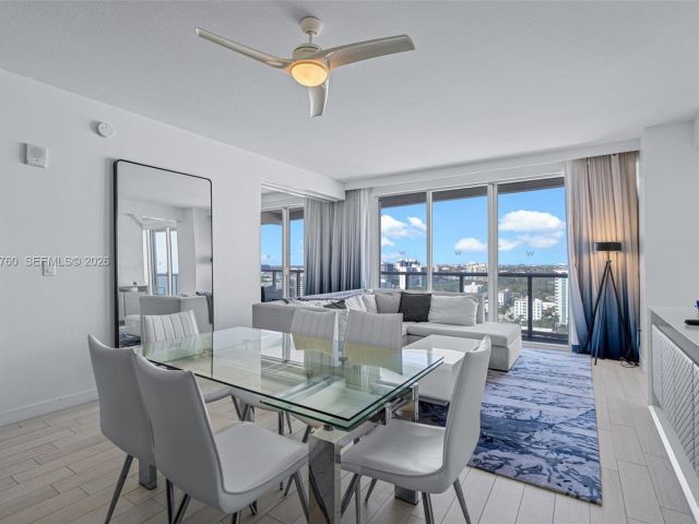 Apartment for sale  Unit #1804 - photo 7412006