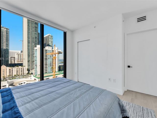 Apartment for rent  Unit #1601 - photo 7404644