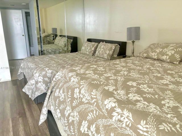 Apartment for rent  Unit #1423 - photo 7484731