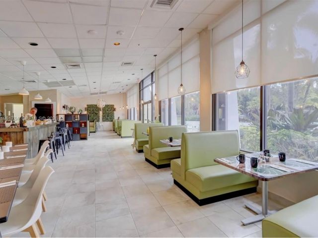 Apartment for rent  Unit #1423 - photo 7484736