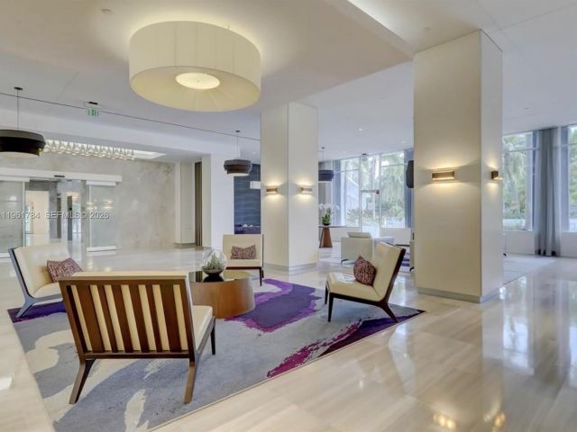 Apartment for rent  Unit #1423 - photo 7484737