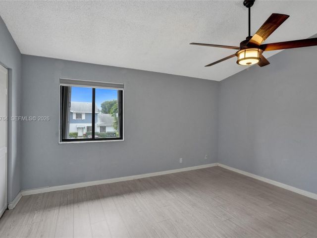 3-bedroom home for rent in West Palm Beach - 2641 W Gately Dr W 1002 - MondialRealty