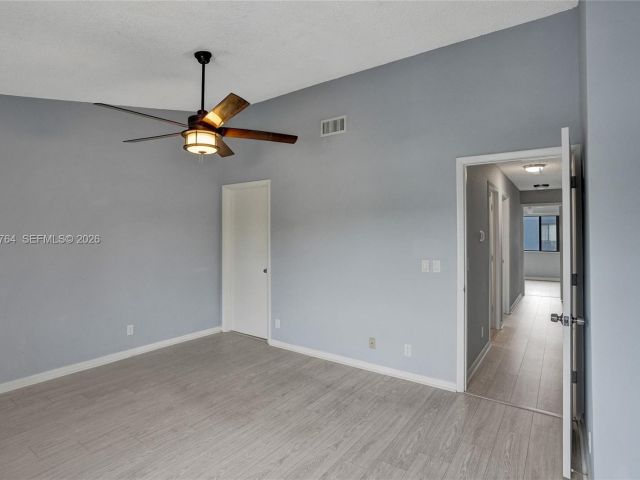 3-bedroom home for rent in West Palm Beach - 2641 W Gately Dr W 1002 - MondialRealty