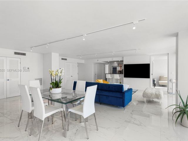 Apartment for sale  Unit #PH06/08 - photo 7394531