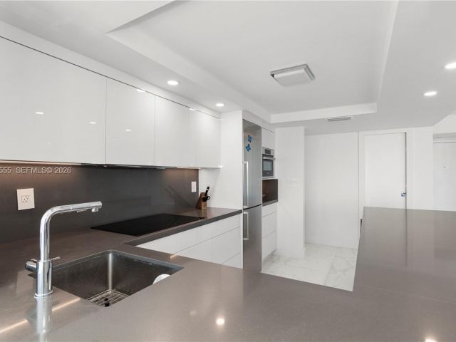 Apartment for sale  Unit #PH06/08 - photo 7394539