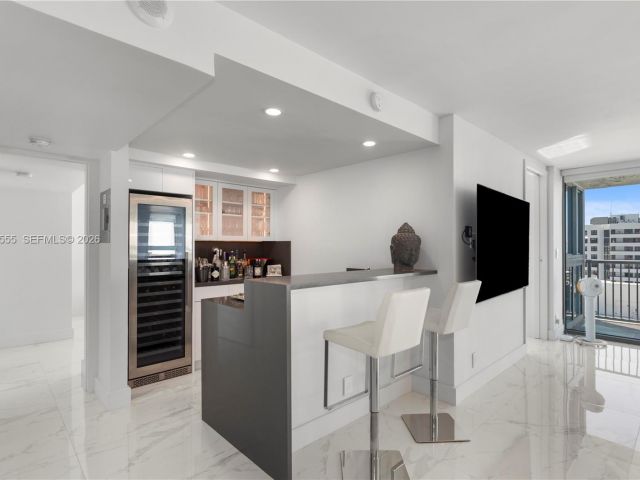 Apartment for sale  Unit #PH06/08 - photo 7394546