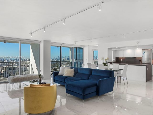 Apartment for sale  Unit #PH06/08 - photo 7394549