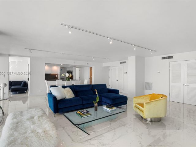 Apartment for sale  Unit #PH06/08 - photo 7394551