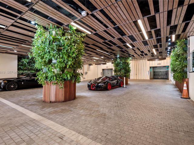 Apartment for sale  Unit #1602 - photo 7395394