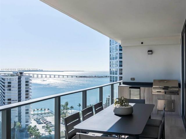 Apartment for sale  Unit #1602 - photo 7395399