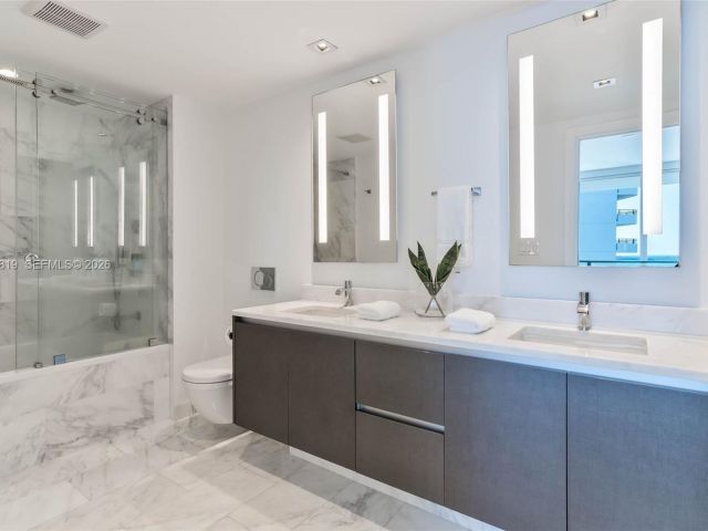 Apartment for sale  Unit #1602 - photo 7395403