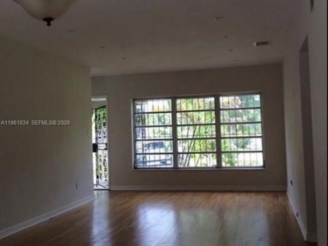 Home for rent at 730 NE 139 ST - photo 7500518