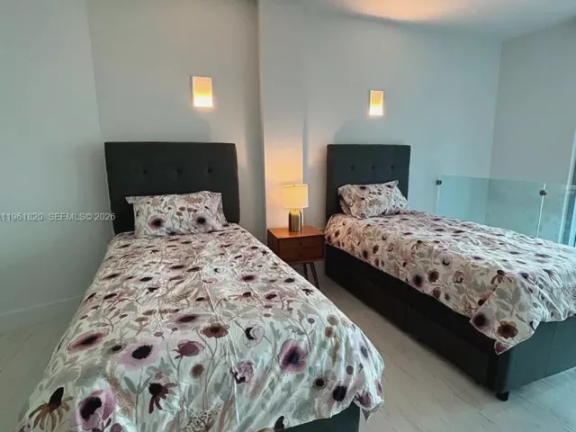 2-bedroom condo for rent in Miami - 92 SW 3rd St 510 - MondialRealty