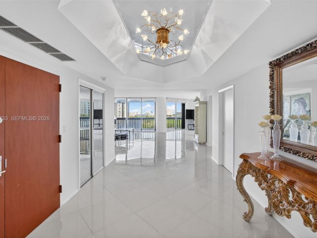 Apartment for sale  Unit #1109 - photo 7488317