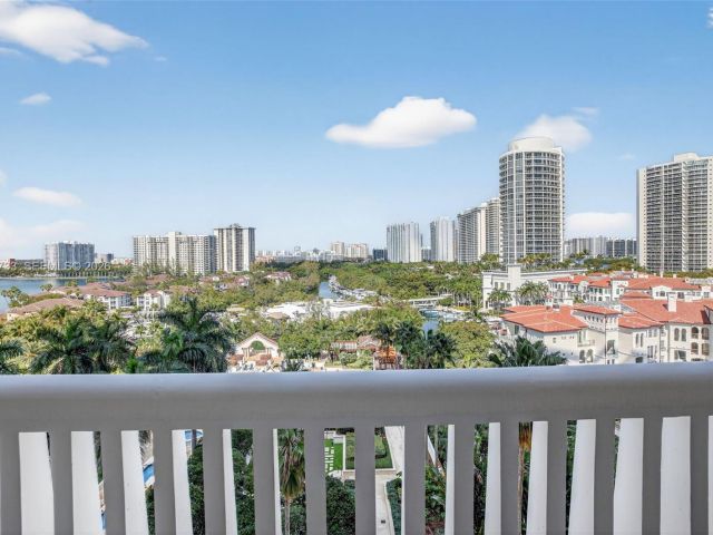 Apartment for sale  Unit #1109 - photo 7488331