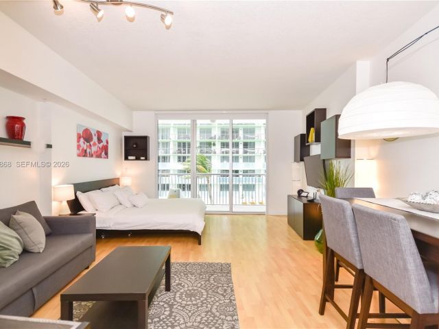 Apartment for rent  Unit #1211 - photo 7442211