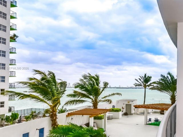 Apartment for rent  Unit #1211 - photo 7442217