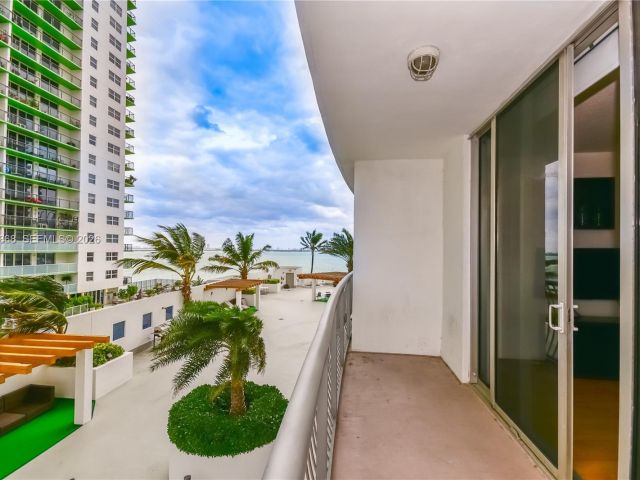 Apartment for rent  Unit #1211 - photo 7442218