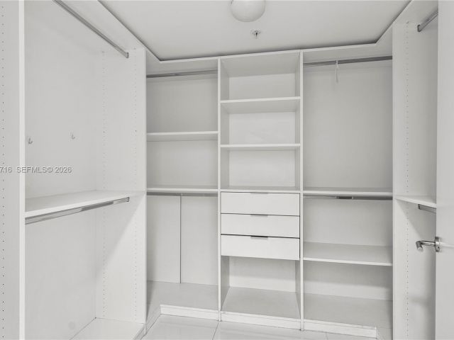 Apartment for rent  Unit #116 - photo 7394668