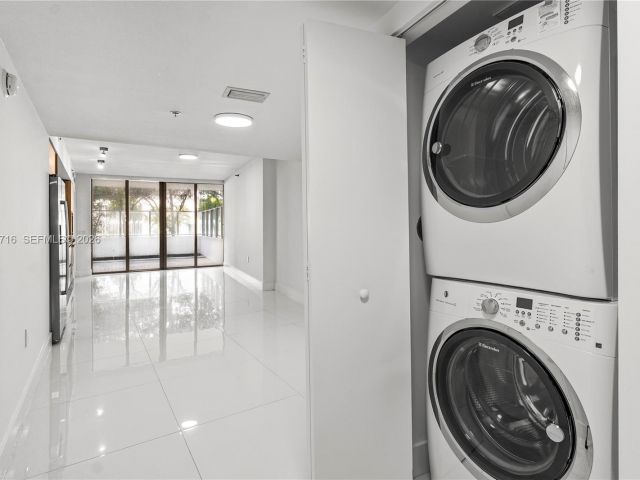 Apartment for rent  Unit #116 - photo 7394671