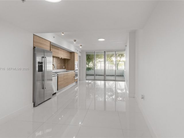 Apartment for rent  Unit #116 - photo 7394676