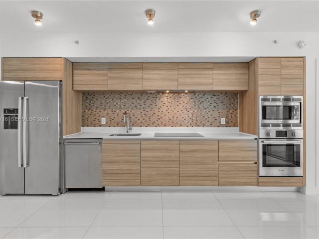 Apartment for rent  Unit #116 - photo 7394677