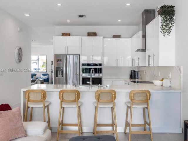 Home for sale at 14468 SW 16th St - photo 7509050