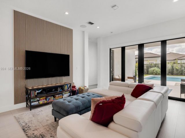 Home for sale at 14468 SW 16th St - photo 7509051