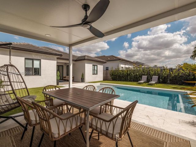 Home for sale at 14468 SW 16th St - photo 7509066