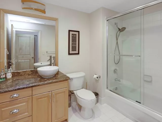 Apartment for sale  Unit #1216 - photo 7395857