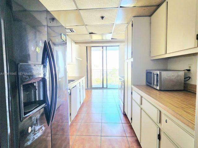 Apartment for sale  Unit #714 - photo 7495411