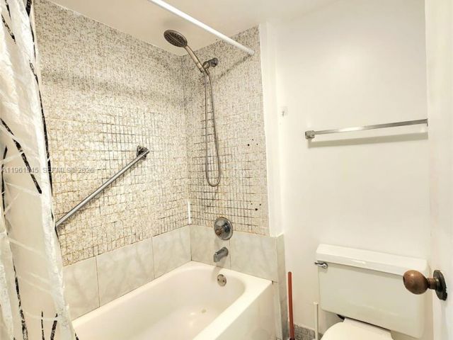 Apartment for sale  Unit #714 - photo 7495413