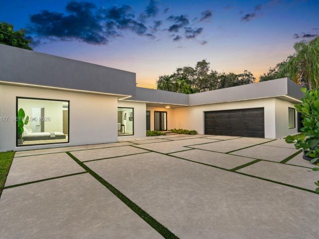 Home for sale at 85 W Shore Dr W - photo 7445247