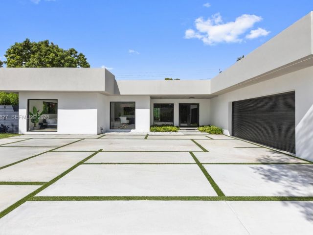 Home for sale at 85 W Shore Dr W - photo 7445249