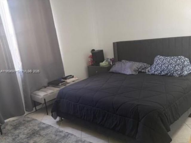 3-bedroom home for rent in Miami - 12471 SW 123rd St 12471 - MondialRealty