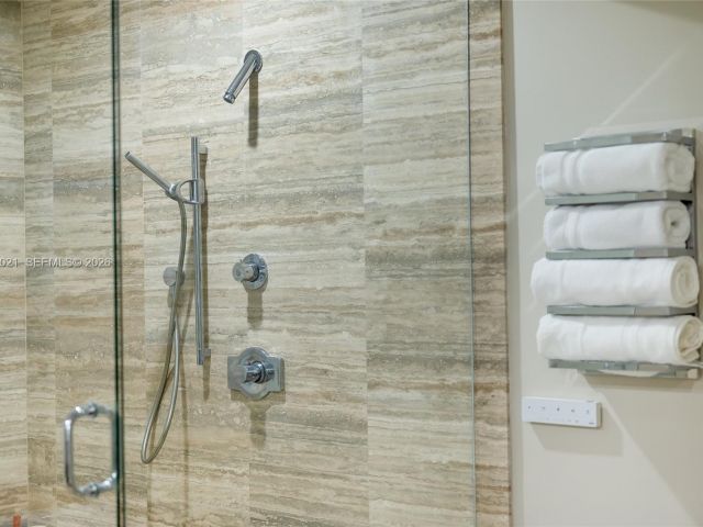 Apartment for rent  Unit #2303 - photo 7391219