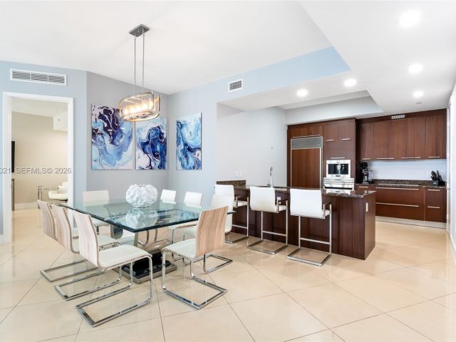 Apartment for rent  Unit #2303 - photo 7391239