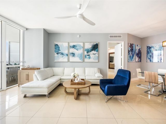 Apartment for rent  Unit #2303 - photo 7391243