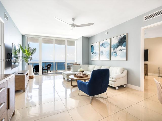 Apartment for rent  Unit #2303 - photo 7391245