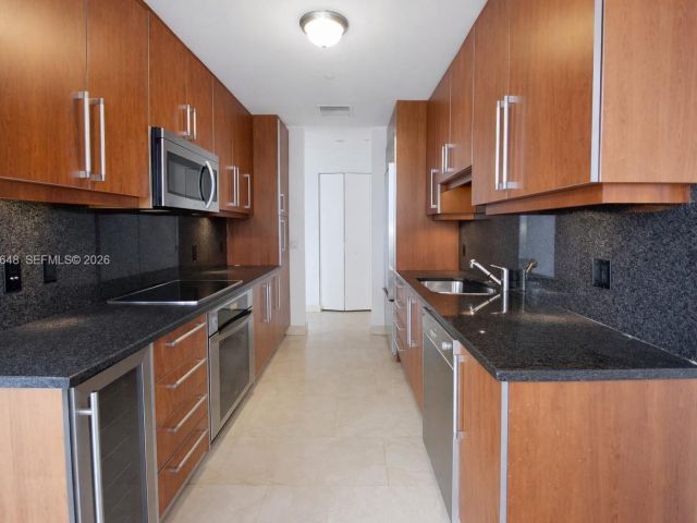 Apartment for sale  Unit #1603 - photo 7396024