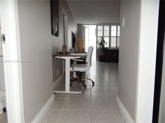 Apartment for sale  Unit #607 - photo 7470041